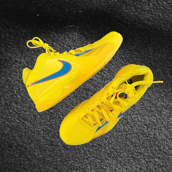✔️New✔️ NIKE Zoom KD 3 Christmas 2023 main image 4
